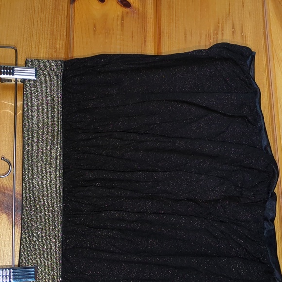 Twenty One Black Skirt - Picture 2 of 6